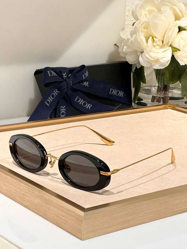 Picture of Dior Sunglasses _SKUfw53692819fw